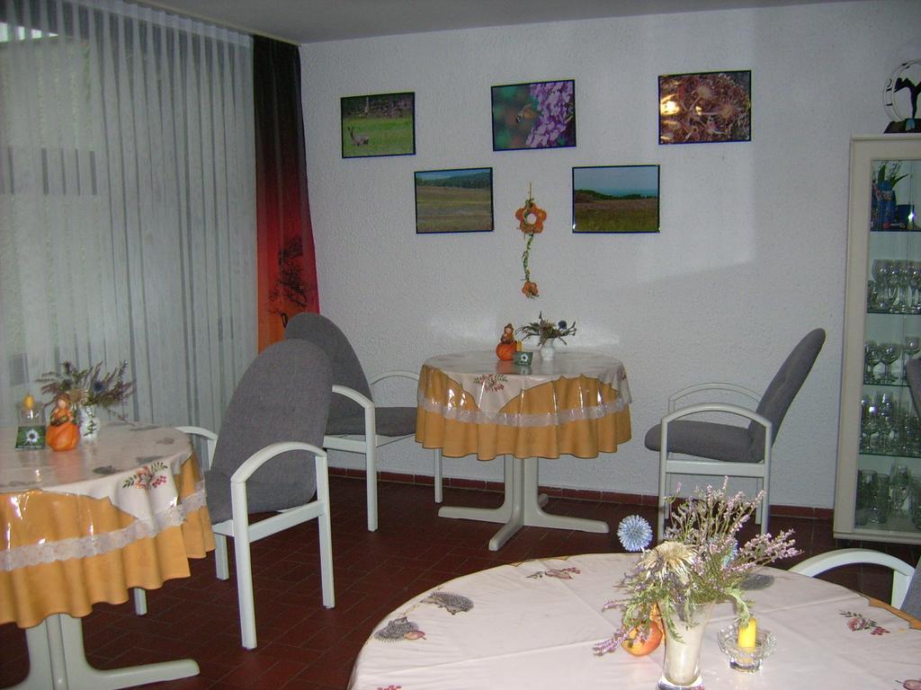 Gaestehaus Hochrhoenblick Schönau an der Brend Habitación foto