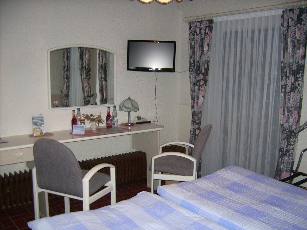 Gaestehaus Hochrhoenblick Schönau an der Brend Habitación foto